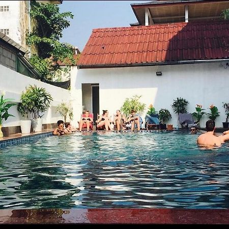 Vang Vieng Th Central Park Hotel Екстер'єр фото