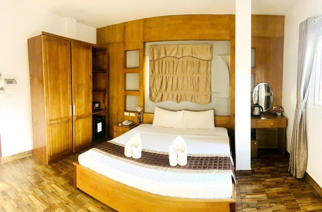 Vang Vieng Th Central Park Hotel Екстер'єр фото